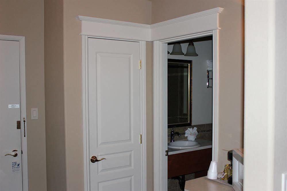 The Monticello Hotel Longview Bagian luar foto