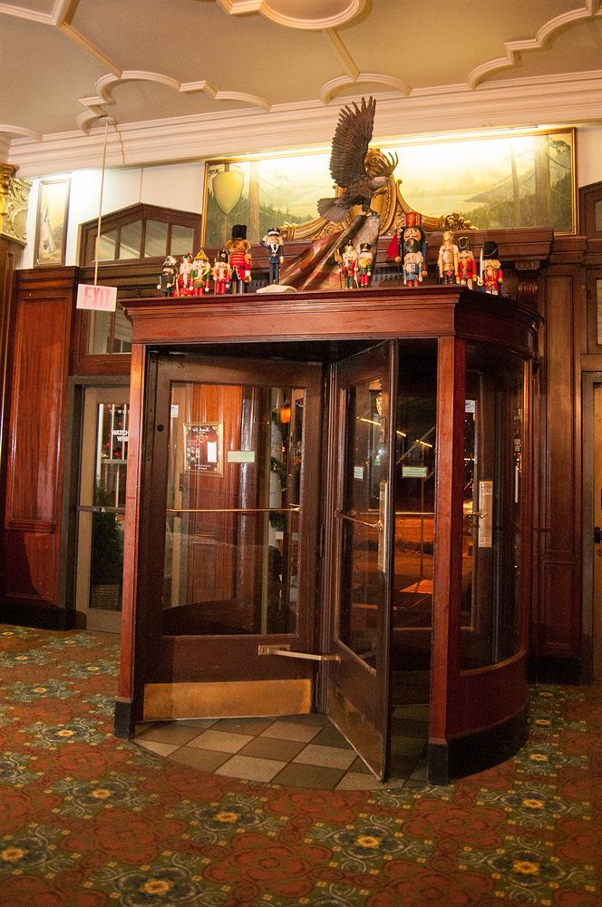 The Monticello Hotel Longview Bagian luar foto