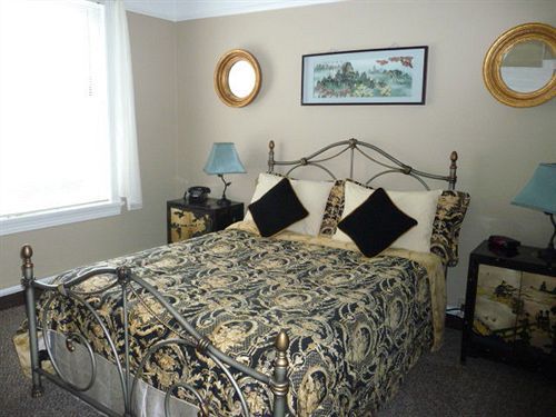 The Monticello Hotel Longview Bagian luar foto